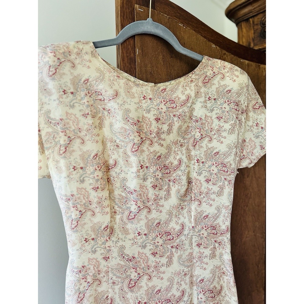 Nancy Johnson Silk Paisley Midi Dress Button‎ Back Short Sleeve Size 8 - Picture 4 of 7